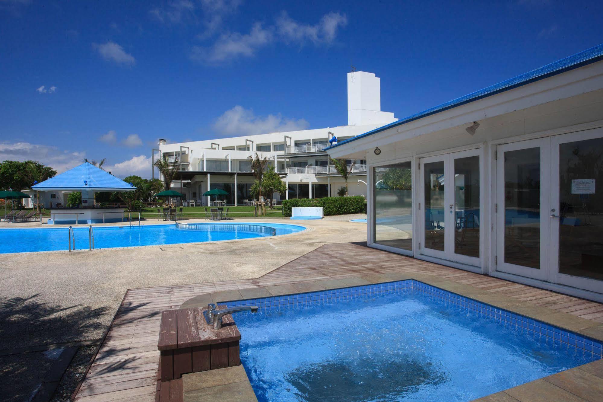 Yyy Club Ie Resort Ie Exteriör bild